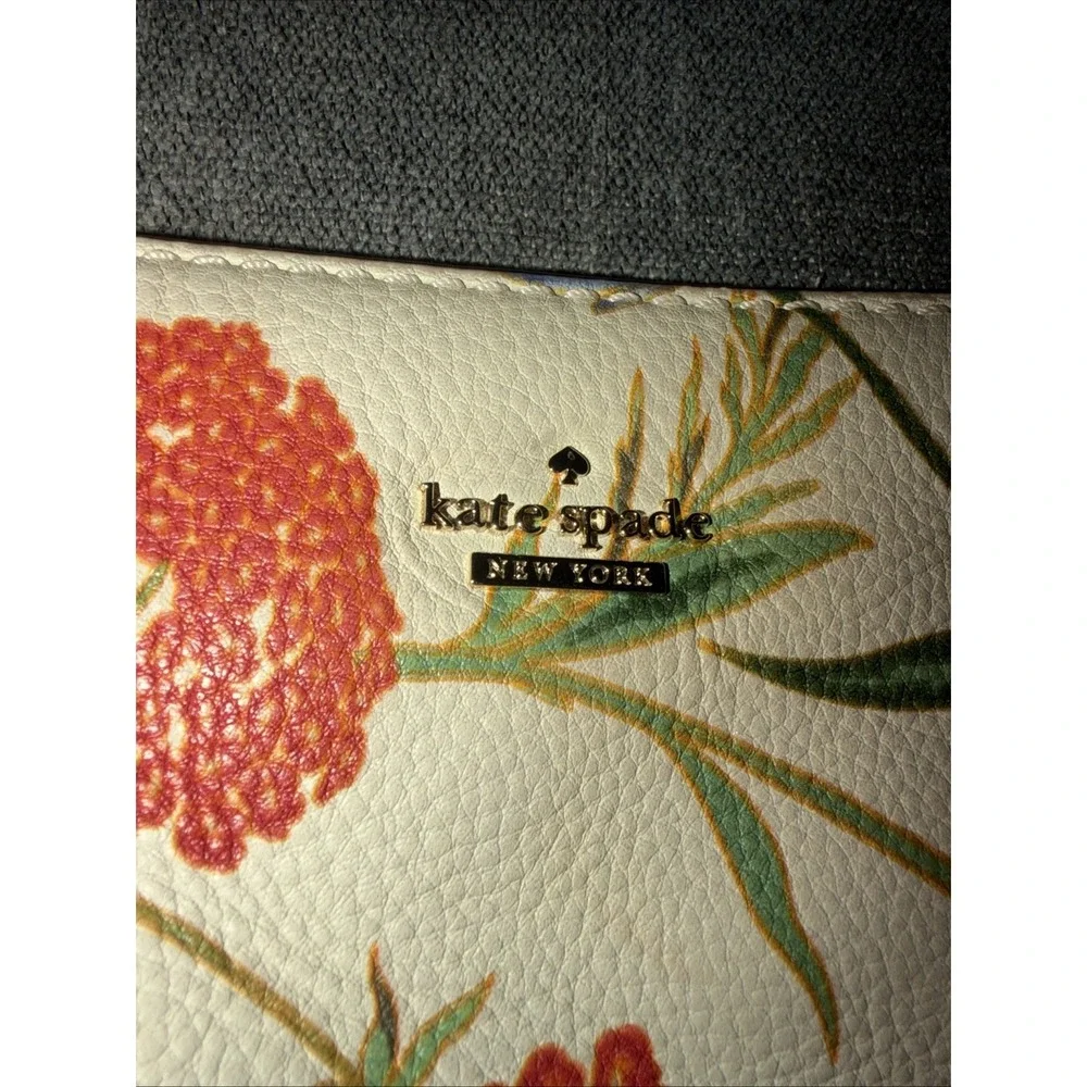 Kate Spade Kingston Drive Blossom Vivian Cream Multi Floral Leather Purse